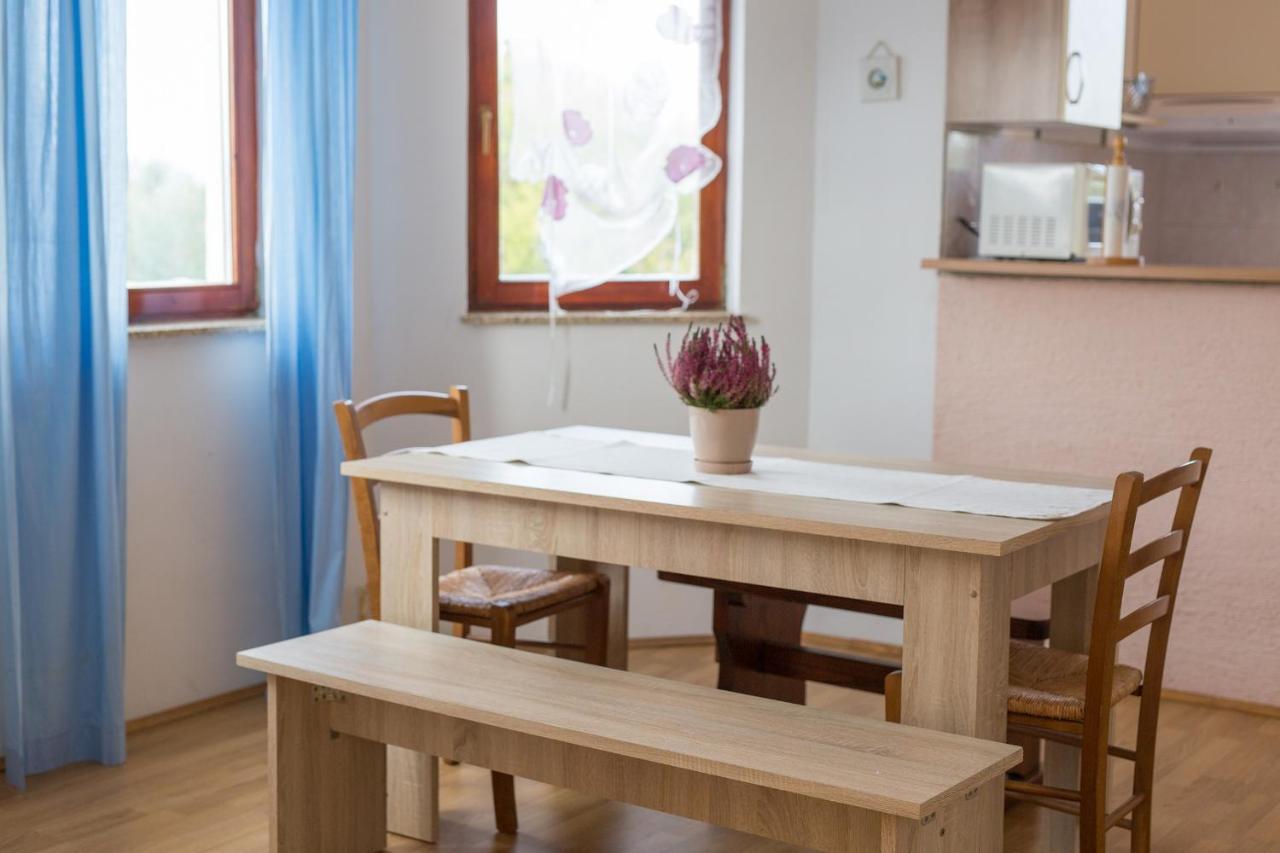 Rasopasno Apartment With Terrace And Private Parking المظهر الخارجي الصورة