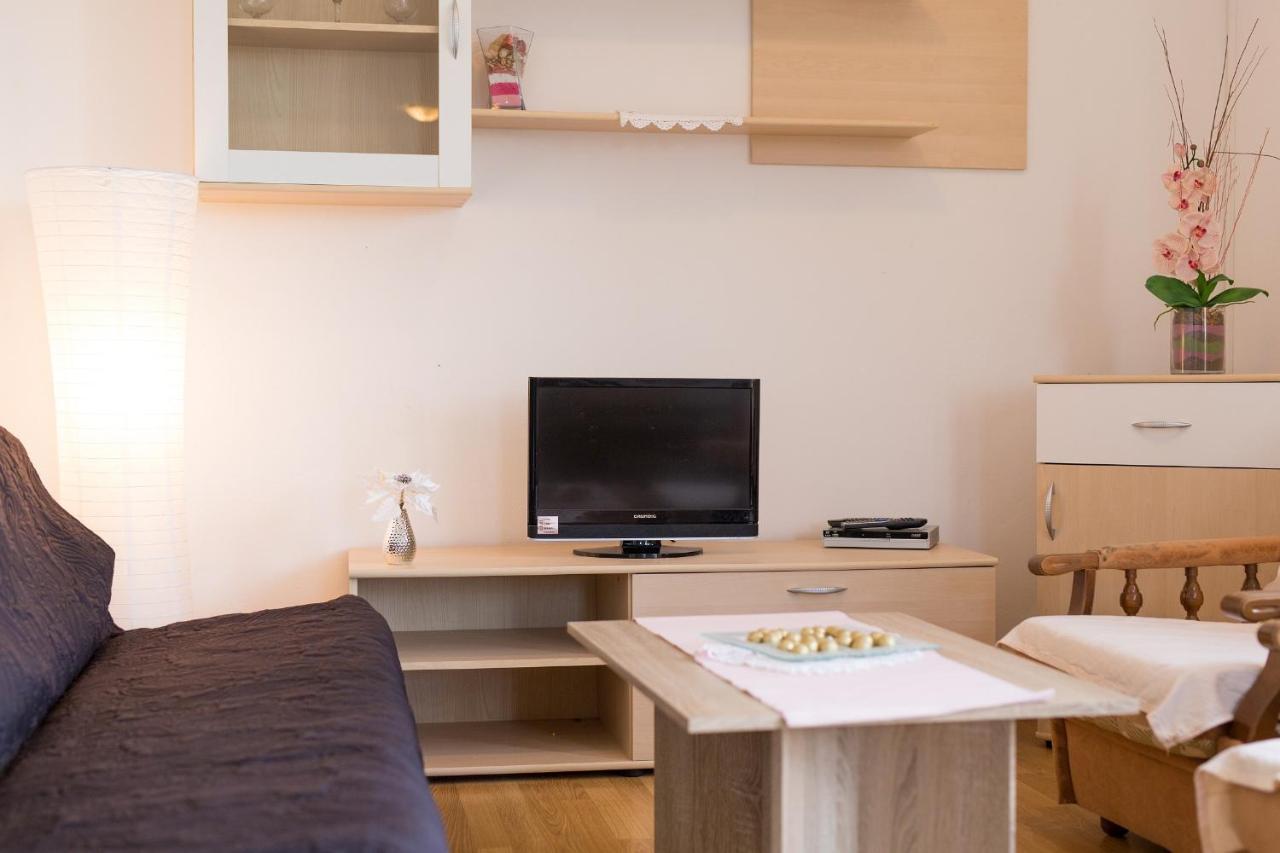 Rasopasno Apartment With Terrace And Private Parking المظهر الخارجي الصورة