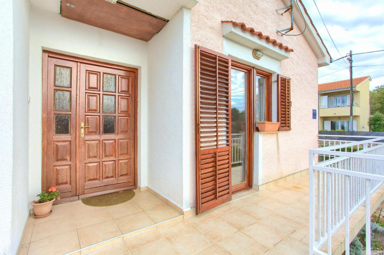 Rasopasno Apartment With Terrace And Private Parking المظهر الخارجي الصورة