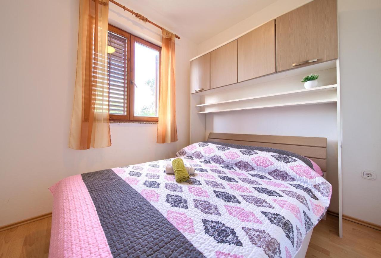 Rasopasno Apartment With Terrace And Private Parking المظهر الخارجي الصورة